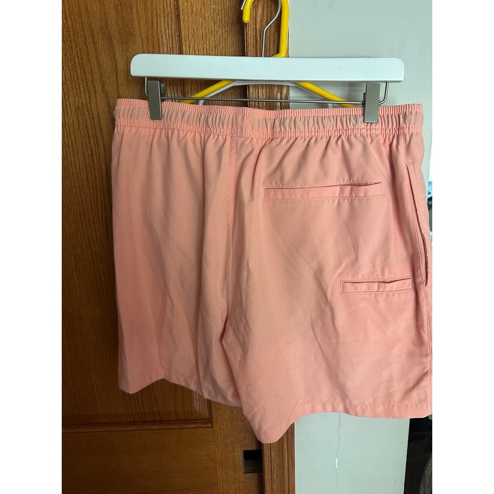 Huk Mens Coral NWOT Fishing Board Shorts Mesh Lined Elastic Waist Lathe - Picture 2 of 4